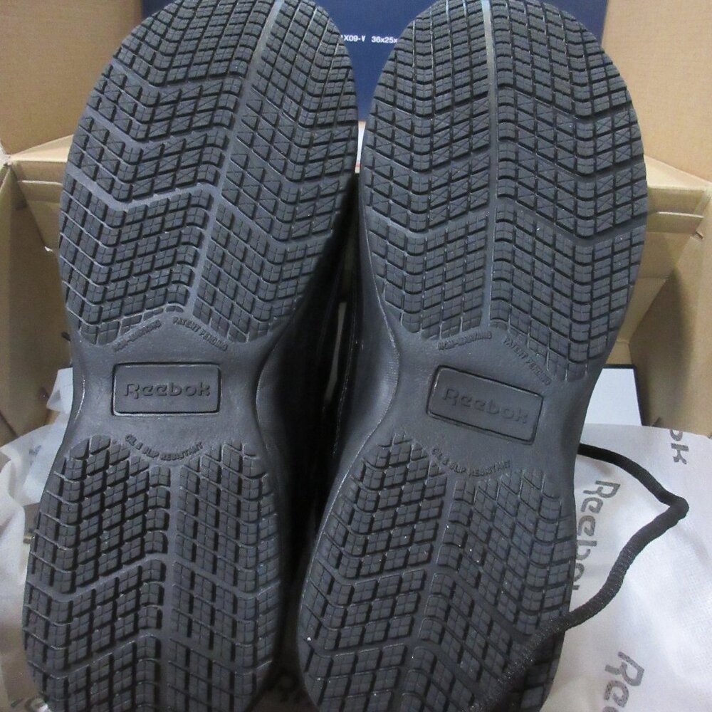 Men's Size  10.5W Reebok Work Shoes - Picture 5 of 8